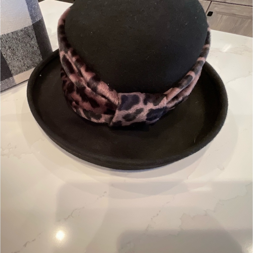 Talbots hat - Picture 2 of 5